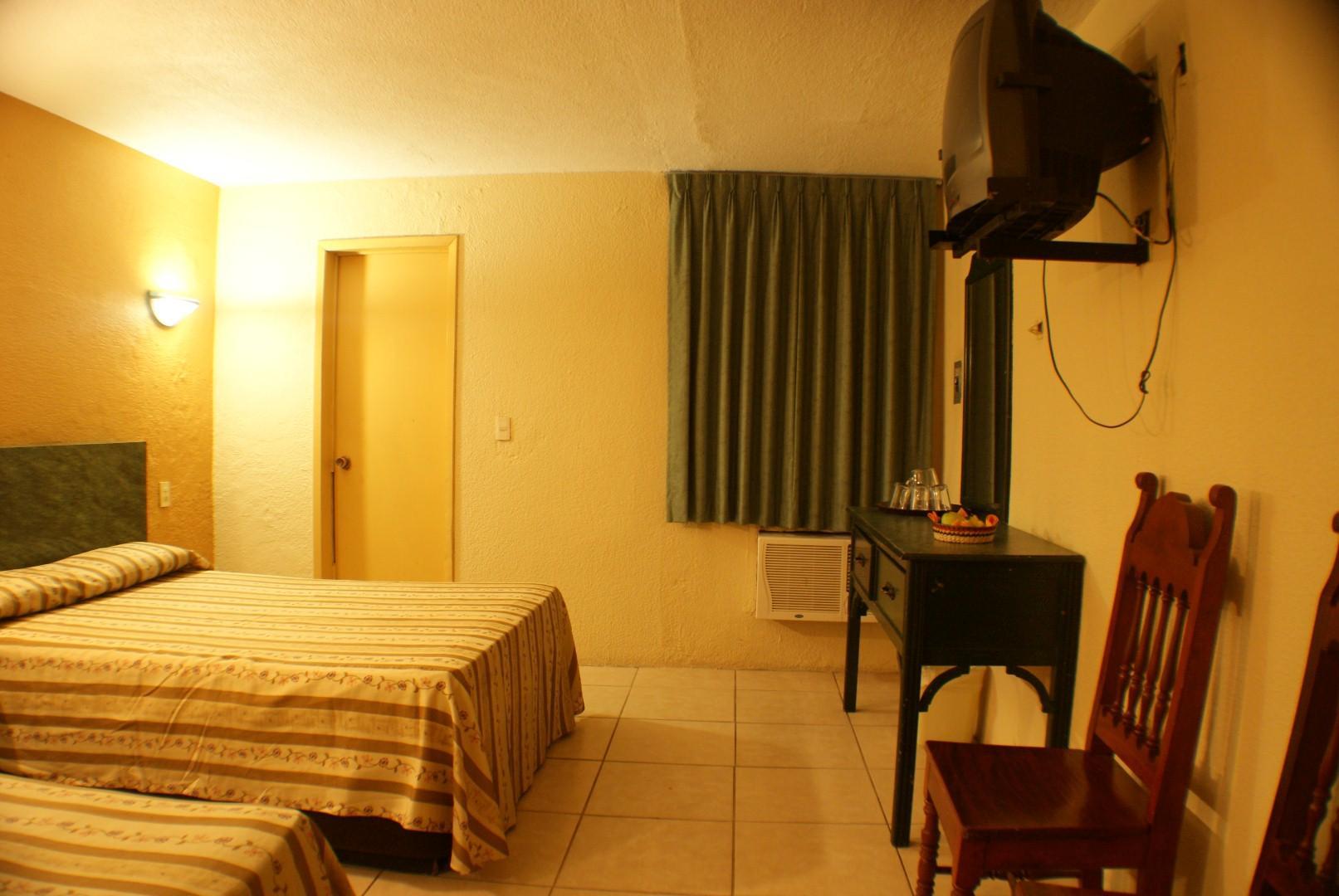 Hotel Latino Guadalajara Exterior foto